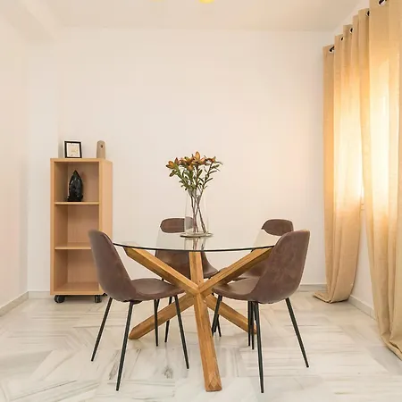 Отель Avila10 - Adults Only - With Free Wifi Херес-де-ла-Фронтера